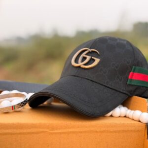 Gucci Cap Black & Bracelet Combo