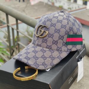 Gucci Cap Grey & Bracelet Combo